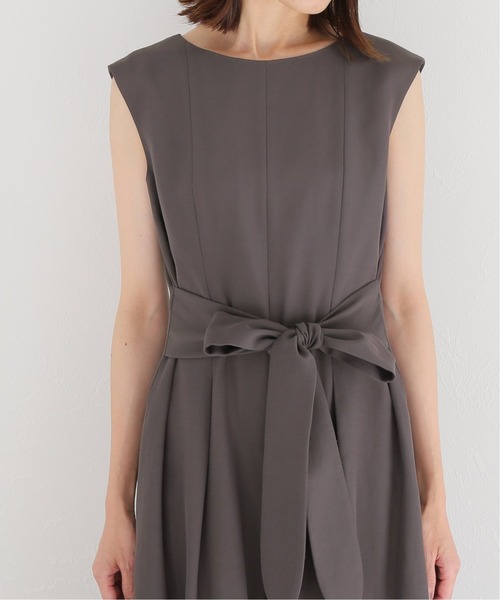 La TOTALITE(ラトータリテ)の「タックデザインオールインワン【手洗い可能】(つなぎ/オールインワン・レディース・ブラック/ブラウン・FREE)」の5枚目の写真