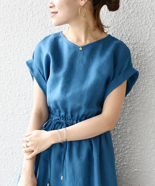 SHIPS（シップス）の「〈手洗い可能〉テレデランドロストワンピース（ワンピース・レディース・ベージュ/ブルー/オリーブ・34/36）」の20枚目の写真