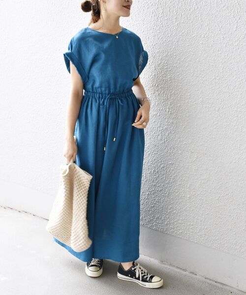 SHIPS（シップス）の「〈手洗い可能〉テレデランドロストワンピース（ワンピース・レディース・ベージュ/ブルー/オリーブ・34/36）」の22枚目の写真