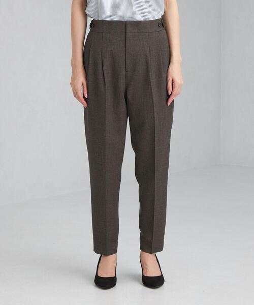 green label relaxing（グリーンレーベルリラクシング）の「シャーク テーパード パンツ -ウォッシャブル- -ストレッチ- -防シワ-（スラックス・レディース・モカ/ダークグレー・38/40/42/44/46/34/36）」の4枚目の写真