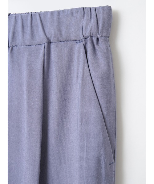 enchainement（アンシェヌマン）の「Back Satin Tapered　Pants（その他パンツ・レディース・チャコールグレー/サックスブルー・2/1）」の11枚目の写真