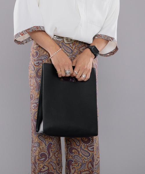 kutir(クティール)の「レザーショッパー(ハンドバッグ・メンズ・ブラック・FREE)」の7枚目の写真