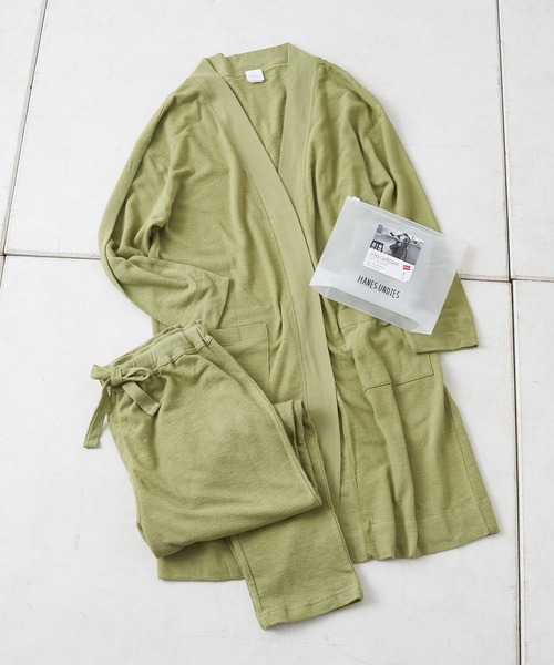HANES(ヘインズ)の「【Hanes/ヘインズ】ソフトジャカードボタンレスカーディガン(カーディガン/ボレロ・レディース・オリーブ/ブラック/ブラウン・FREE)」の13枚目の写真