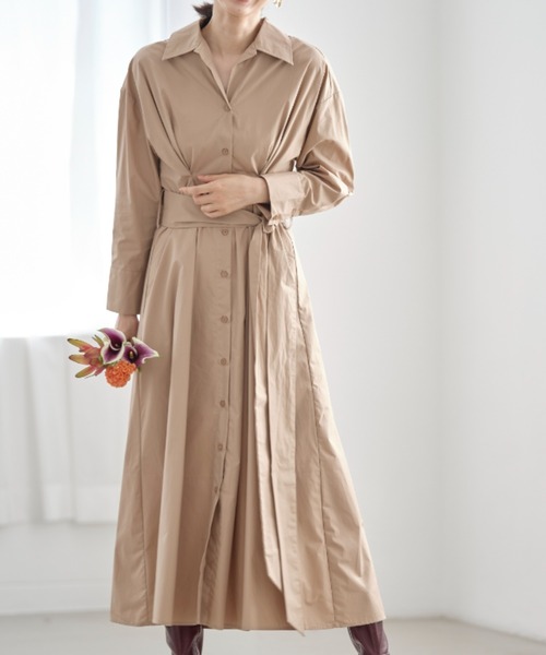 &. NOSTALGIA（アンドドットノスタルジア）の「ウエストタックシャツワンピ（シャツワンピース・レディース・ブラック/ベージュ・FREE）」の2枚目の写真