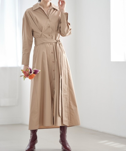 &. NOSTALGIA（アンドドットノスタルジア）の「ウエストタックシャツワンピ（シャツワンピース・レディース・ブラック/ベージュ・FREE）」の7枚目の写真