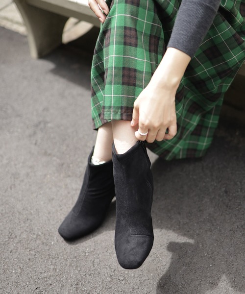 SESTO（セスト）の「スクエアトゥストレッチショートブーツ（ブーツ・レディース・ブラック/グレー/ブラウン/ブラック系その他/アイボリー・LL/M/L/3L/S）」の20枚目の写真