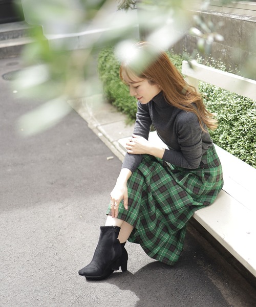 SESTO（セスト）の「スクエアトゥストレッチショートブーツ（ブーツ・レディース・ブラック/グレー/ブラウン/ブラック系その他/アイボリー・LL/M/L/3L/S）」の18枚目の写真