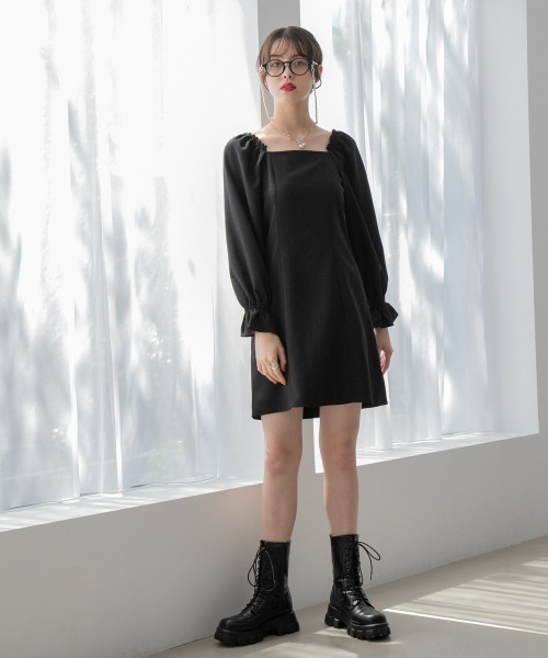 Me%（ミィパーセント）の「スクエアネックミニワンピース（ワンピース・レディース・ベージュ/ブラック・FREE）」の15枚目の写真