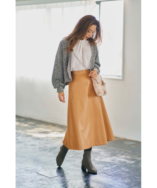 SHOO・LA・RUE(シューラルー)の「◆グラデーションエコファーミニショルダー(ショルダーバッグ・レディース・ライトグレー/ベージュ/ライトパープル/チャコール・00)」の10枚目の写真