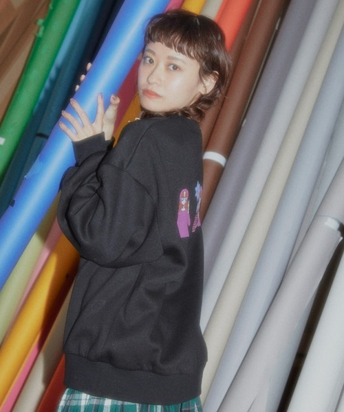 MERLOT（メルロー）の「GIRLSイラスト裏起毛スウェット（スウェット・レディース・ブラック/ターコイズブルー・FREE）」の5枚目の写真