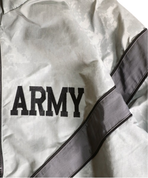 MILITARY（ミリタリー）の「U.S MILITARY / ユーエスミリタリー ARMY TRAINING JACKET DIGI-CAMO REFLECTOR PRINT（ブルゾン・メンズ・グレー・LARGE/MEDIUM）」の9枚目の写真