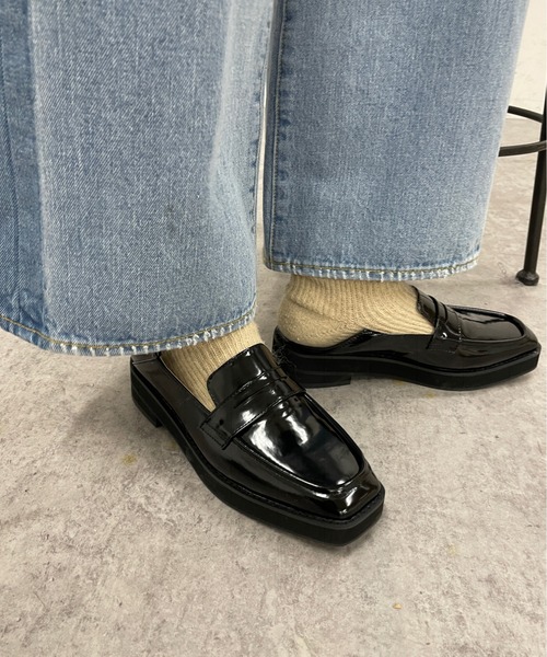 Omekashi スクエアコインローファー Omekashi（オメカシ）の「スクエアコインローファー（ローファー