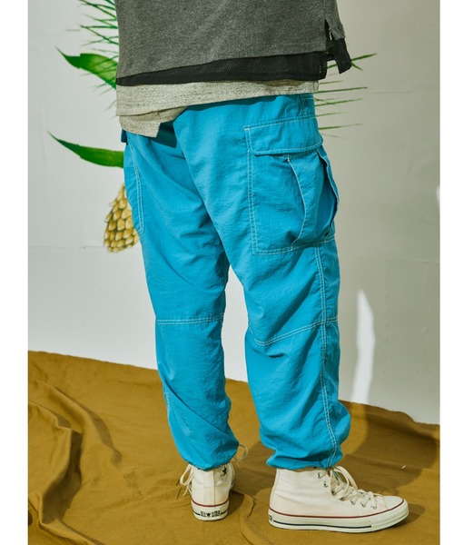 AlexanderLeeChang(アレキサンダーリーチャン)の「AlexanderLeeChang アレキサンダーリーチャン / NYLON CARGO PANTS ナイロンカーゴパンツ / AC042203(カーゴパンツ・レディース・ブラック/ブルー/グレー・2/3)」の1枚目の写真