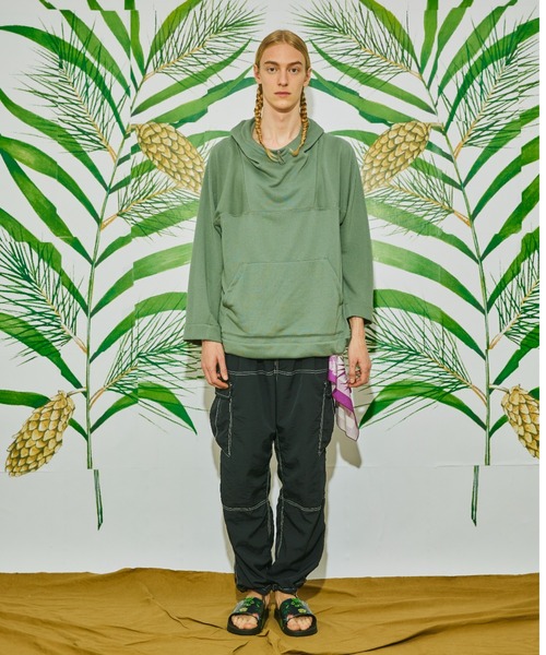 AlexanderLeeChang(アレキサンダーリーチャン)の「AlexanderLeeChang アレキサンダーリーチャン / NYLON CARGO PANTS ナイロンカーゴパンツ / AC042203(カーゴパンツ・レディース・ブラック/ブルー/グレー・2/3)」の10枚目の写真