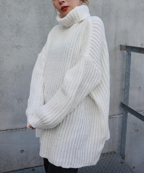 FIG&VIPER（フィグアンドバイパー）の「タートルニットOP（ワンピース・レディース・ホワイト/グレー/ピンク/グリーン・FREE）」の2枚目の写真