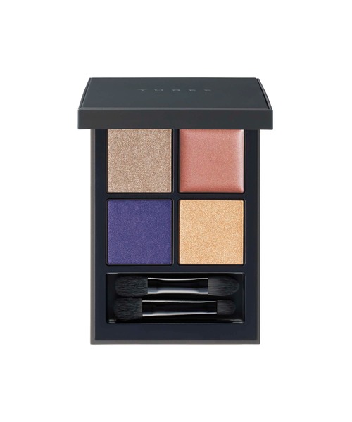 THREE（スリー）の「THREE ディメンショナルビジョンアイパレット（アイシャドウ・レディース・10 LEGENDARY LOVER/11 PERSEPHONE AWAKENING/03 AMBER GAZING/04 AMMONITE VISION/06 REVEAL YOUR BEAUTY/07 HIDDEN PLACE/08 DEEP CONNECTION/09 MY INNER LIFE/02 PERFECT BLUELACE AGATE/X03 SOUNDS OF SILENCE/X02 COLOR OF INFINITY/12 INFINITY BLISS/13 ACTIVE ENCHANTMENT・FREE）」の10枚目の写真