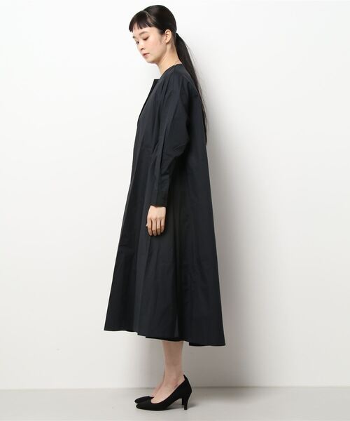 coca（coca）（コカ）の「スキッパーボリュームワンピ（シャツワンピース・レディース・ホワイト/ブラック・SHORT/LONG）」の18枚目の写真