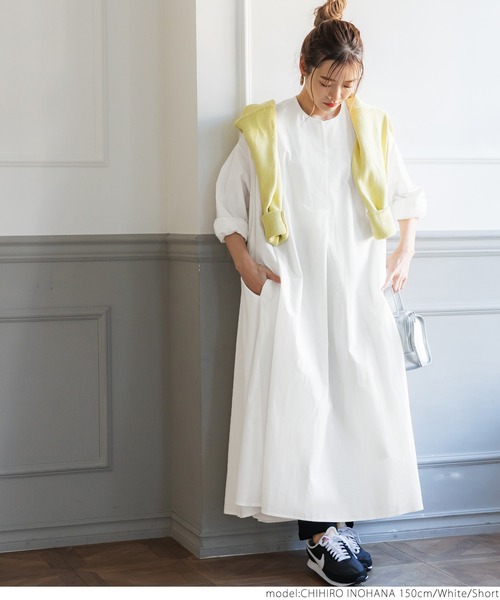 coca（coca）（コカ）の「スキッパーボリュームワンピ（シャツワンピース・レディース・ホワイト/ブラック・SHORT/LONG）」の4枚目の写真