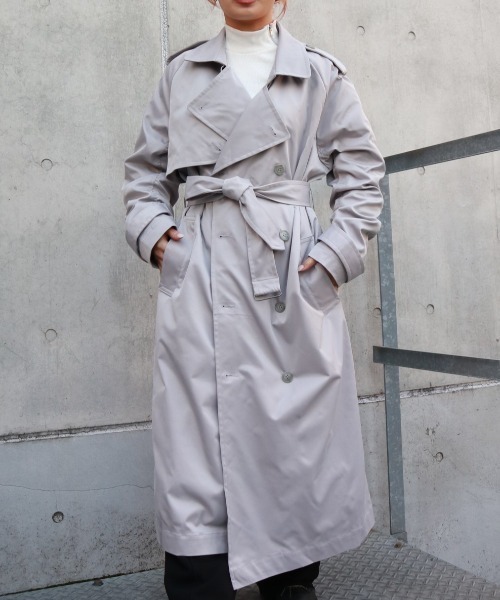FIG&VIPER（フィグアンドバイパー）の「BASICラグラントレンチコート（トレンチコート・レディース・ベージュ/グレー・FREE）」の2枚目の写真