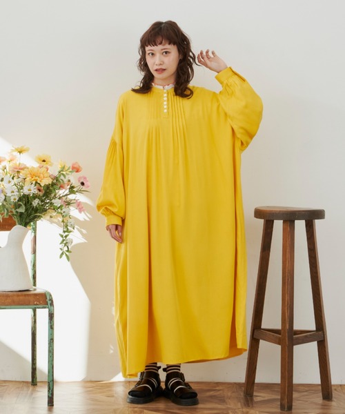 MERLOT（メルロー）の「ピンタックボリュームワンピース（ワンピース・レディース・ホワイト/ピンク/イエロー・FREE）」の8枚目の写真