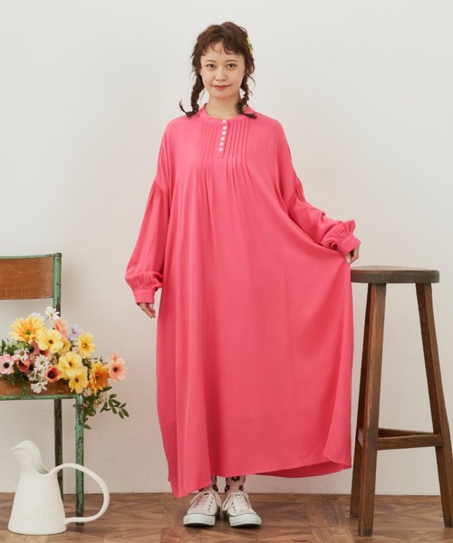 MERLOT（メルロー）の「ピンタックボリュームワンピース（ワンピース・レディース・ホワイト/ピンク/イエロー・FREE）」の21枚目の写真