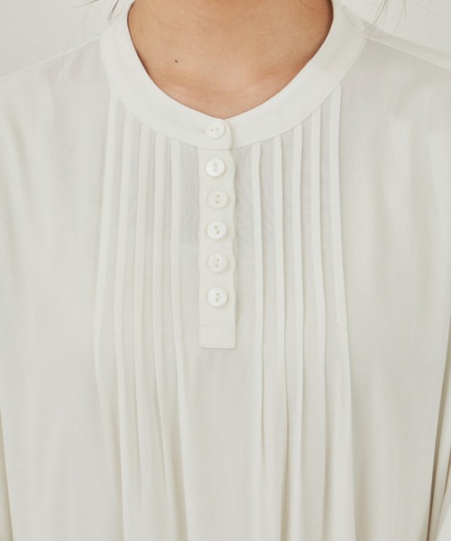 MERLOT（メルロー）の「ピンタックボリュームワンピース（ワンピース・レディース・ホワイト/ピンク/イエロー・FREE）」の22枚目の写真