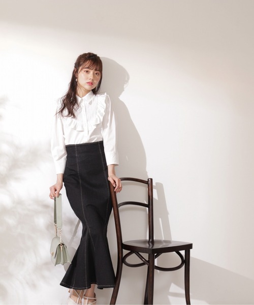 PROPORTION BODY DRESSING（プロポーションボディドレッシング）の「【美人百花4月号掲載商品】シャンブレーラッフルブラウス / 1212110306（シャツ/ブラウス・レディース・ホワイト/ネイビー・SMALL/MEDIUM）」の8枚目の写真