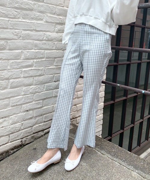 OLIVE des OLIVE（オリーブデオリーブ）の「【WEB限定】スラックスフレアパンツ（スラックス・レディース・ブラック/グレー/オフホワイト/ピンク・FREE）」の3枚目の写真