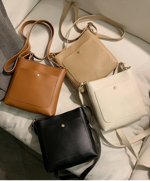 NEW GENTLEMAN（ニュージェントルマン）の「レザールック ショルダーバッグ（ショルダーバッグ・メンズ・ホワイト/ブラック/ベージュ/ブラウン・FREE）」の20枚目の写真