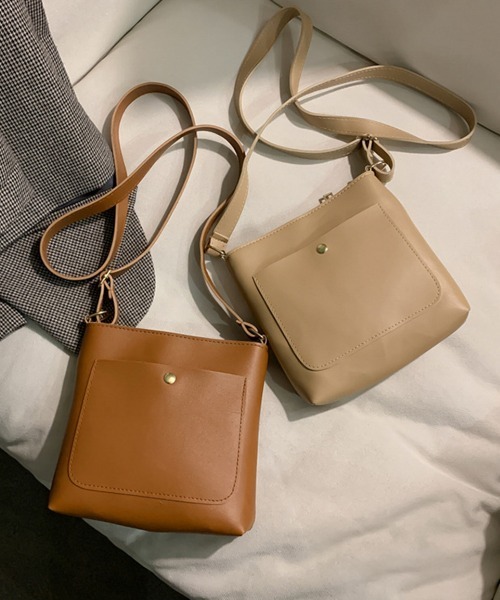 NEW GENTLEMAN（ニュージェントルマン）の「レザールック ショルダーバッグ（ショルダーバッグ・メンズ・ホワイト/ブラック/ベージュ/ブラウン・FREE）」の7枚目の写真