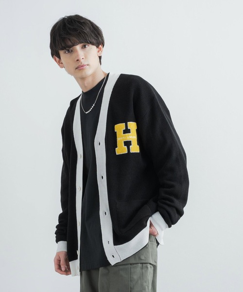 Rocky Monroe(ロッキーモンロー)の「ビッグシルエット カレッジロゴ サガラ刺繍アクリルニットカーディガン(カーディガン/ボレロ・メンズ・ブラック/グリーン/マスタード/ロイヤルブルー・M/L)」の5枚目の写真