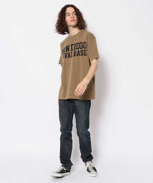 AVIREX（アヴィレックス）の「ピグメント 半袖 プリント Tシャツ サンディエゴ ネイバル ベース / PIGMENT S/S PRINT T-SHIRT SANDIEGO NAVAL BASE / アヴィレックス / AVIREX（Tシャツ/カットソー・メンズ・ネイビー/アイボリー/レッド/タン・LARGE/MEDIUM/X-LARGE/XX-LARGE）」の21枚目の写真