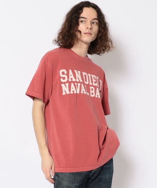 AVIREX（アヴィレックス）の「ピグメント 半袖 プリント Tシャツ サンディエゴ ネイバル ベース / PIGMENT S/S PRINT T-SHIRT SANDIEGO NAVAL BASE / アヴィレックス / AVIREX（Tシャツ/カットソー・メンズ・ネイビー/アイボリー/レッド/タン・LARGE/MEDIUM/X-LARGE/XX-LARGE）」の4枚目の写真