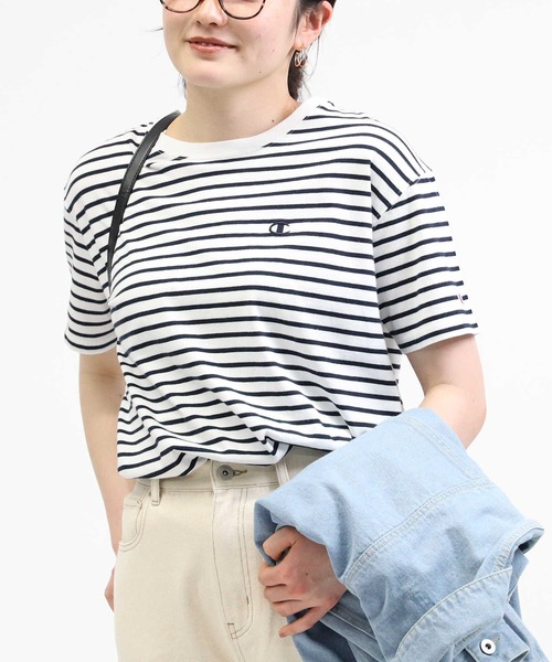 Champion(チャンピオン)の「Champion(チャンピオン)ボーダーワンポイントTシャツ(Tシャツ/カットソー・レディース・グリーン/ホワイト×ネイビー/ネイビー×ホワイト・M/L)」の9枚目の写真