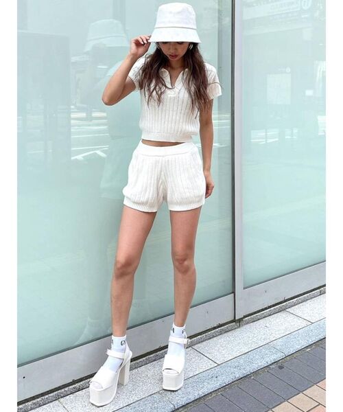 GYDA(ジェイダ)の「【セットアップ着用可】ブリーチニット ショートパンツ(その他パンツ・レディース・ベージュ/ネイビー/オフホワイト・FREE)」の15枚目の写真