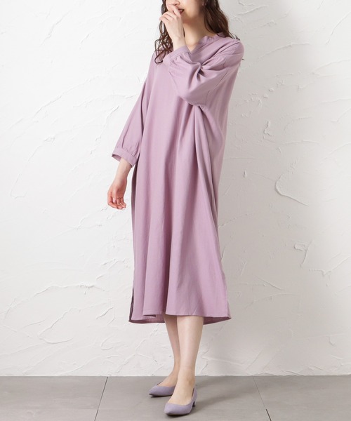 NAVY(ネイビー)の「ミントリネン シャツワンピース(ワンピース・レディース・ベージュ/パープル/ミント/チャコール・フリー)」の5枚目の写真