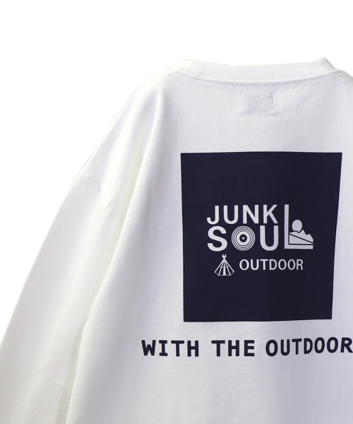 JUNKSOUL（ジャンクソウル）の「国内プリントJUNKSOUL OUTDOORボックスロゴロンＴ(M4)（Tシャツ/カットソー・キッズ・ホワイト/オレンジ/ベージュ/カーキ/ブラック/ライトブルー/杢グレー/ライトイエロー・120cm/130cm/140cm/150cm/160cm/110cm/100cm）」の14枚目の写真