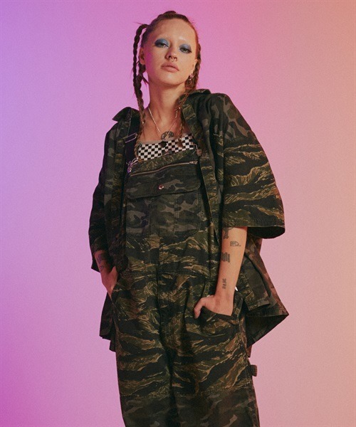 Candy Stripper（キャンディストリッパー）の「CND ARMY シャツ（シャツ/ブラウス・レディース・ブラック/カーキ・2）」の4枚目の写真