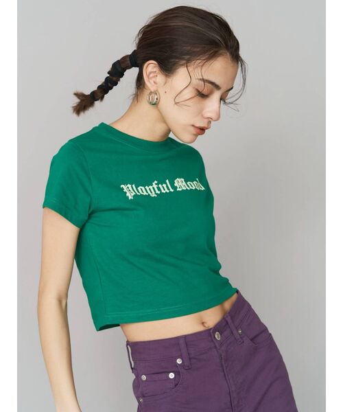 EVRIS(エヴリス)の「PLAYFUL MOOD クロップドTEE(Tシャツ/カットソー・レディース・ホワイト/ブラック/パープル/グリーン・FREE)」の4枚目の写真