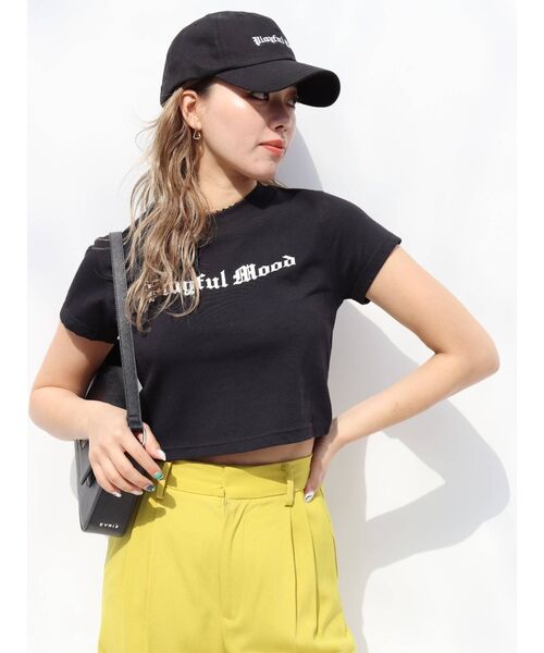 EVRIS(エヴリス)の「PLAYFUL MOOD クロップドTEE(Tシャツ/カットソー・レディース・ホワイト/ブラック/パープル/グリーン・FREE)」の3枚目の写真