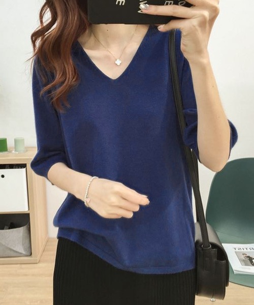 Felt-Maglietta（フェルトマリエッタ）の「Vネック半袖ニット（ニット/セーター・レディース・ホワイト/アイボリー/ダークグレー/グレー/ブラック/ブルー/ミント/モカ/ラベンダー/ピンク/グレイッシュベージュ/ライトピンク/グリーン/ネイビー/チャコールグレー/ターコイズブルー/ライトブルー・FREE/X-LARGE）」の12枚目の写真