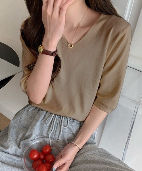 Felt-Maglietta（フェルトマリエッタ）の「Vネック半袖ニット（ニット/セーター・レディース・ホワイト/アイボリー/ダークグレー/グレー/ブラック/ブルー/ミント/モカ/ラベンダー/ピンク/グレイッシュベージュ/ライトピンク/グリーン/ネイビー/チャコールグレー/ターコイズブルー/ライトブルー・FREE/X-LARGE）」の8枚目の写真