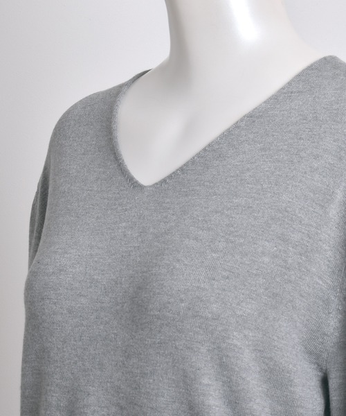 Felt-Maglietta（フェルトマリエッタ）の「Vネック半袖ニット（ニット/セーター・レディース・ホワイト/アイボリー/ダークグレー/グレー/ブラック/ブルー/ミント/モカ/ラベンダー/ピンク/グレイッシュベージュ/ライトピンク/グリーン/ネイビー/チャコールグレー/ターコイズブルー/ライトブルー・FREE/X-LARGE）」の19枚目の写真