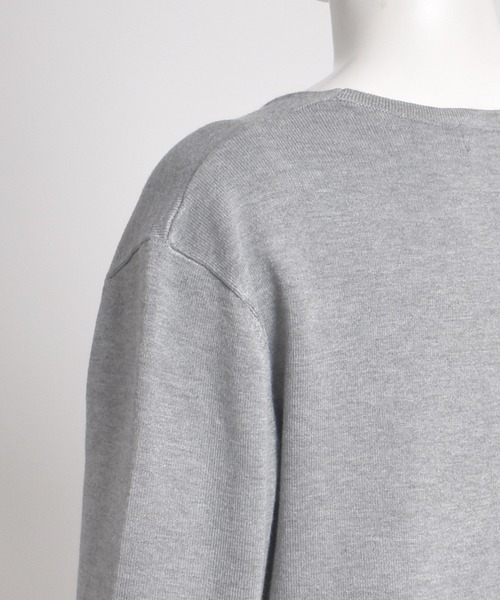 Felt-Maglietta（フェルトマリエッタ）の「Vネック半袖ニット（ニット/セーター・レディース・ホワイト/アイボリー/ダークグレー/グレー/ブラック/ブルー/ミント/モカ/ラベンダー/ピンク/グレイッシュベージュ/ライトピンク/グリーン/ネイビー/チャコールグレー/ターコイズブルー/ライトブルー・FREE/X-LARGE）」の22枚目の写真