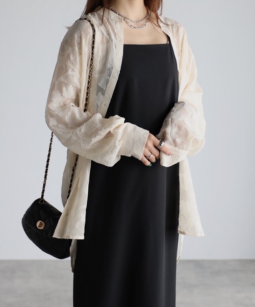 sakishimatokyo（サキシマトーキョー）の「＜選べる柄素材＞フラワー＆レースシャツ/ブラウス/羽織（シャツ/ブラウス・レディース・ブラック/アイボリー/スモークピンク/ネイビー/グリーン系その他/ホワイト系その他/ブラック系その他・M/FREE/フリー/S）」の20枚目の写真