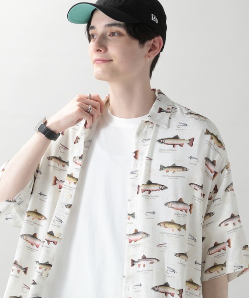 RAGEBLUE(レイジブルー)の「フィッシングプリント/レーヨン柄シャツ(シャツ/ブラウス・メンズ・ホワイト/ネイビー・MEDIUM/LARGE)」の1枚目の写真