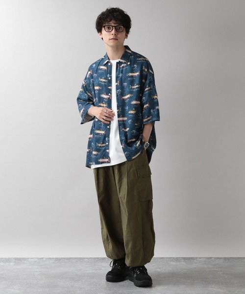 RAGEBLUE(レイジブルー)の「フィッシングプリント/レーヨン柄シャツ(シャツ/ブラウス・メンズ・ホワイト/ネイビー・MEDIUM/LARGE)」の15枚目の写真