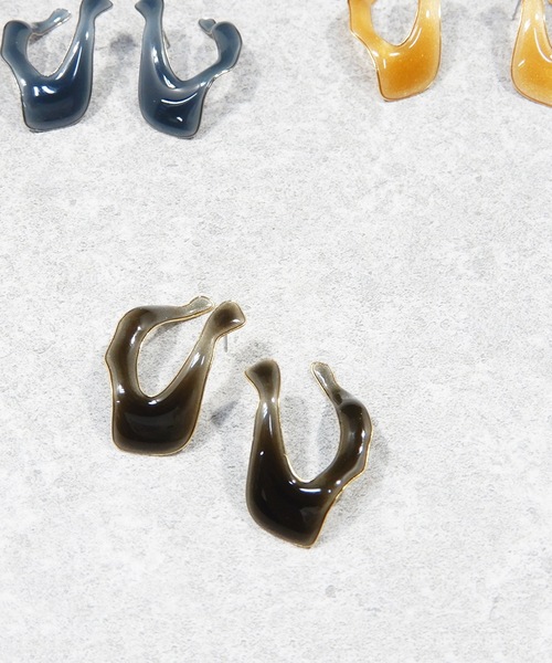 The Rule(ザルール)の「The Rule ザルール:Arcana pieced earring カーブフープピアス(ピアス(両耳用)・レディース・チャコールグレー/オレンジ/ブルー・FREE)」の4枚目の写真
