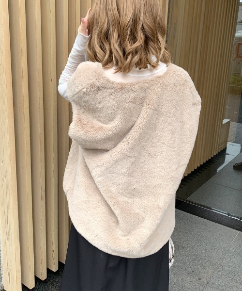 OLIVE des OLIVE（オリーブデオリーブ）の「【WEB限定】ファーベスト（ベスト・レディース・ベージュ/オフホワイト/ブラウン・FREE）」の18枚目の写真