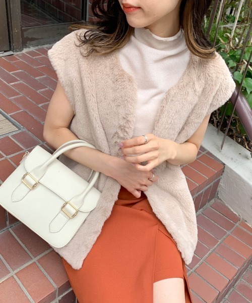 OLIVE des OLIVE（オリーブデオリーブ）の「【WEB限定】ファーベスト（ベスト・レディース・ベージュ/オフホワイト/ブラウン・FREE）」の22枚目の写真